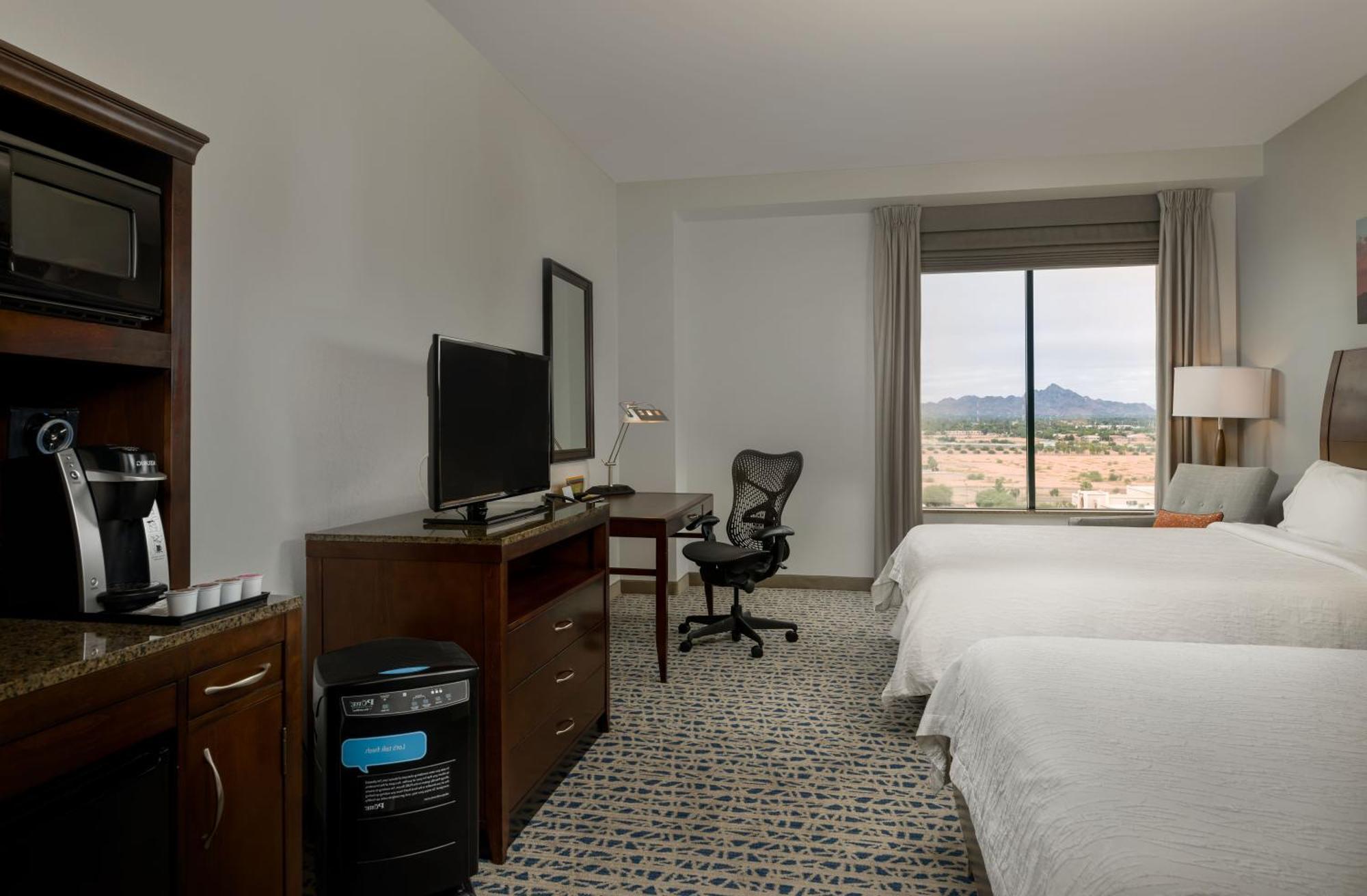 Queen Room Two Queen Beds Accessible Tub Mobility Access